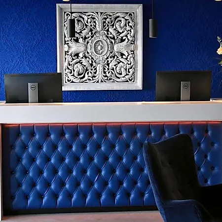 Hotel Blue Mansion 3*