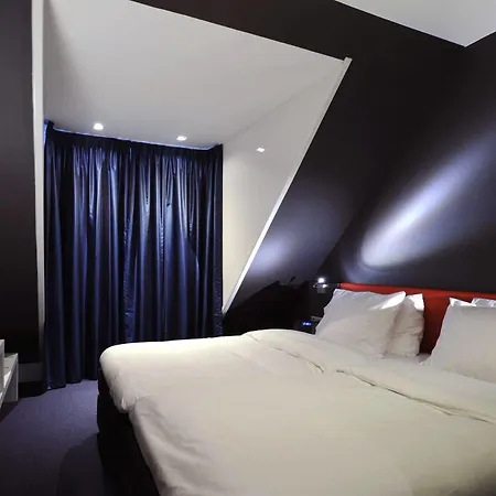 Blue Mansion Hotell 3*