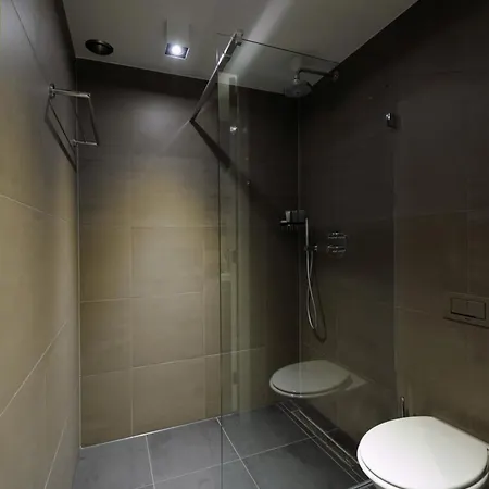 Blue Mansion Hotel Aalsmeer