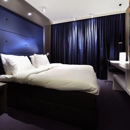 Hotell Blue Mansion 3*