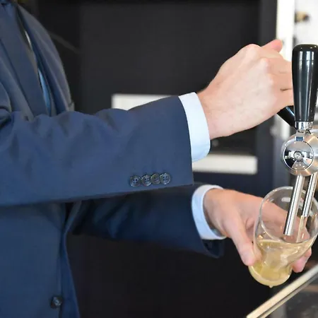 Blue Mansion Hotel Aalsmeer