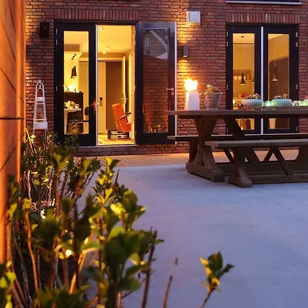 Blue Mansion Hotell Aalsmeer