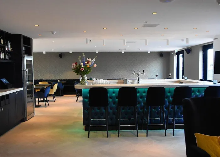 Blue Mansion Hotel Aalsmeer