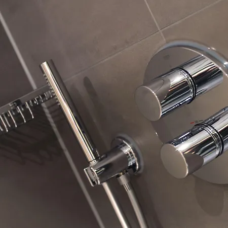 Blue Mansion מלון