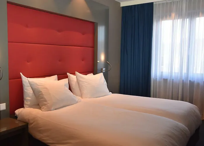 Blue Mansion Отель 3*